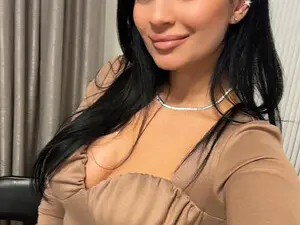Myfreecams Watch Live Sex Cams of Adellejaan