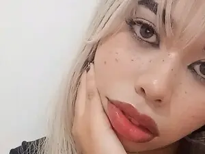 Myfreecams Nude Webcam of Kitty_Burn
