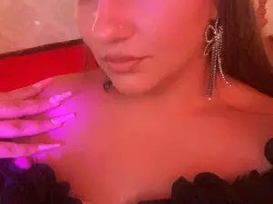 Myfreecams Best Webcam of SophieLuxe