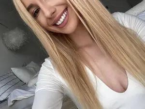 Myfreecams Adult Webcam of BelleBlondy