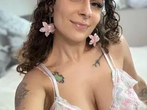 Myfreecams Sex Cam of Mara_Martinez