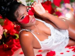 Myfreecams Live Sex Cam of BellaaDajud