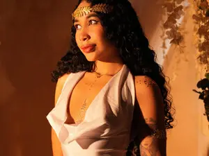 Myfreecams Nude Webcam of Sally_Rosses