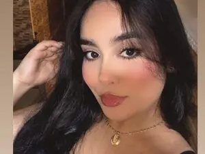 Myfreecams Live Sex Cam of Emmalye