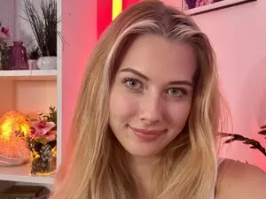 Myfreecams Live Sex of EmilySwan