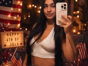 Myfreecams Nude Webcam of emma18_sex