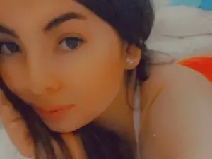 Myfreecams Sex Chat of BeluLara_01