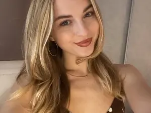 Myfreecams Adult Webcam of AlienGirl