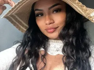 Myfreecams Nude Webcam of Riana_kean