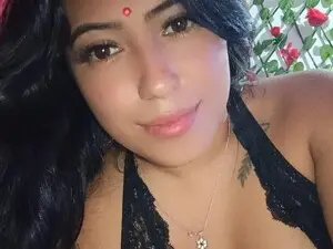 Myfreecams Sex Cam of andreee_latin