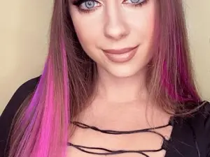 Myfreecams Sex Cam of Candy__secret