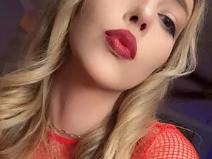 Myfreecams Live Sex Cam of NaturallyReal