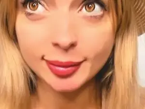 Myfreecams Sex Cam of ELLIEFLOYD
