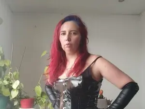 Myfreecams Sex Chat of Ursula_fire