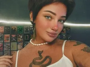 Myfreecams Live Sex Cam of LessaHost