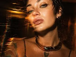 Myfreecams Private Sex Chat of LessaHost