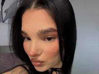 Streamate Free Live Porn of Noirbeauty