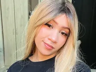 Streamate Watch Live Sex Cams of Kari_lovers