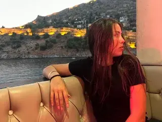 Streamate Adult Webcam of Millie_Mose21