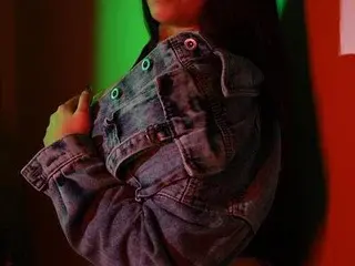 Streamate Live Sex Cam of Lindareyy