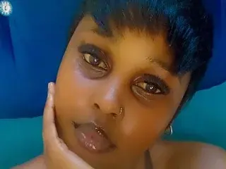 Streamate Live Porn of CurvyBootiliscious88