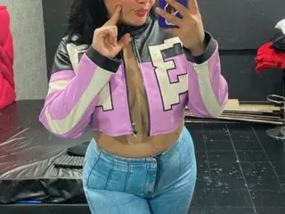 Streamate Live Sex of Nicol_Holmes