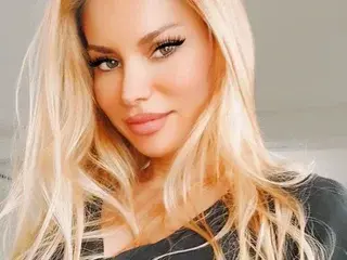 Streamate Free Porn Cam of HelenaNiki