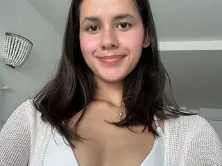 Streamate Sex Chat of LuanaDavis