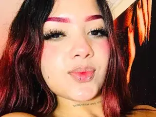 Streamate Sex Chat of Kira_milk