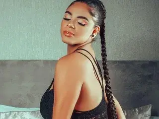 Streamate Live Porn of SERENNAWALACE