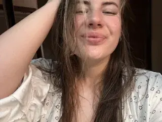 Streamate Sex Cam of NikaShadow