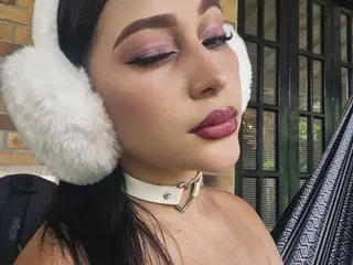 Streamate Nude Webcam of CandyyKissx