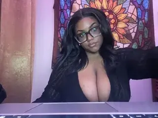 Streamate Adult Webcams of MiyahPixel