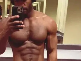 Streamate Live Sex of MrBrownChoc
