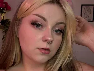 Streamate Nude Webcam of MaxineMoonxx