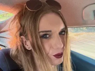 Streamate Free Porn Cam of sara_ftw