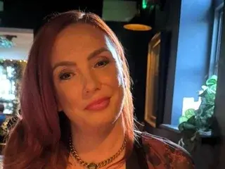 Streamate Live Sex Cam of MilfyHelen40