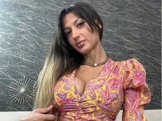 Streamate Live Sex Cam of maya_lisa