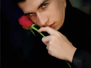 Streamate Nude Webcam of mikaelslow