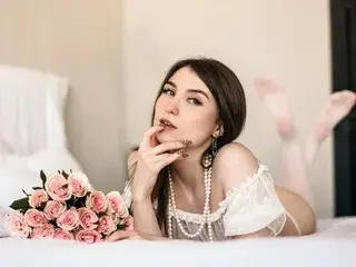 Streamate Best live sex cam show of RoseReids