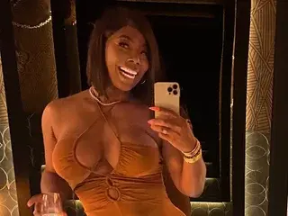 Streamate Adult Webcams of TsFoxx