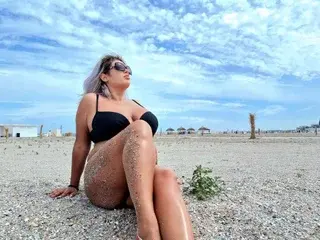 Streamate Sex Cam of AndreeaJJ