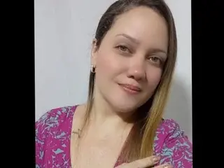 Streamate Adult Video Chat of camilaa_fox