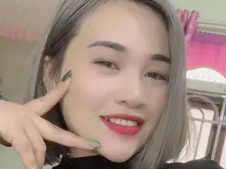 Streamate Free Live Porn of SuryBee