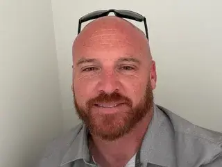Streamate Live Porn of Baldguy40