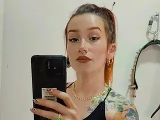 Streamate Adult Webcam of Miss_Candela
