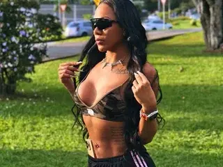 Streamate Sex Cam of pilarbigcockxx