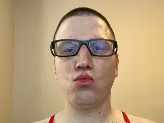 Streamate Live Sex Cam of SubmissiveWhore