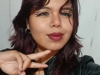 Streamate Sex Chat of CamileDumont22