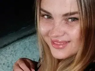 Streamate Live Sex Cam of Siren_Irenka